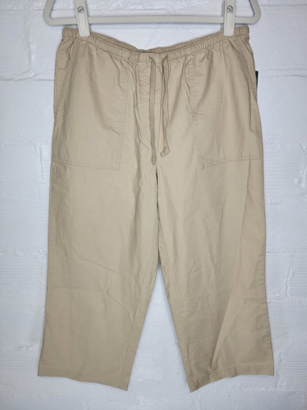 L. L. Bean Women's Small Pants Classic Fit Sunwashed Canvas Crop Pull On Tan